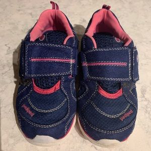 Pediped girls Velcro shoes size 11